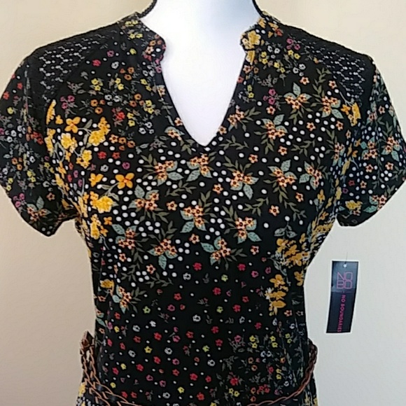 Junior's Short Sleeve Belted Floral Dress. Lace on shoulders. - Picture 2 of 7